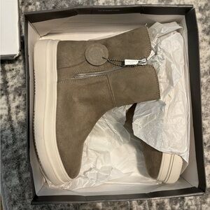 Jslides Truly WP Sneaker Boot
